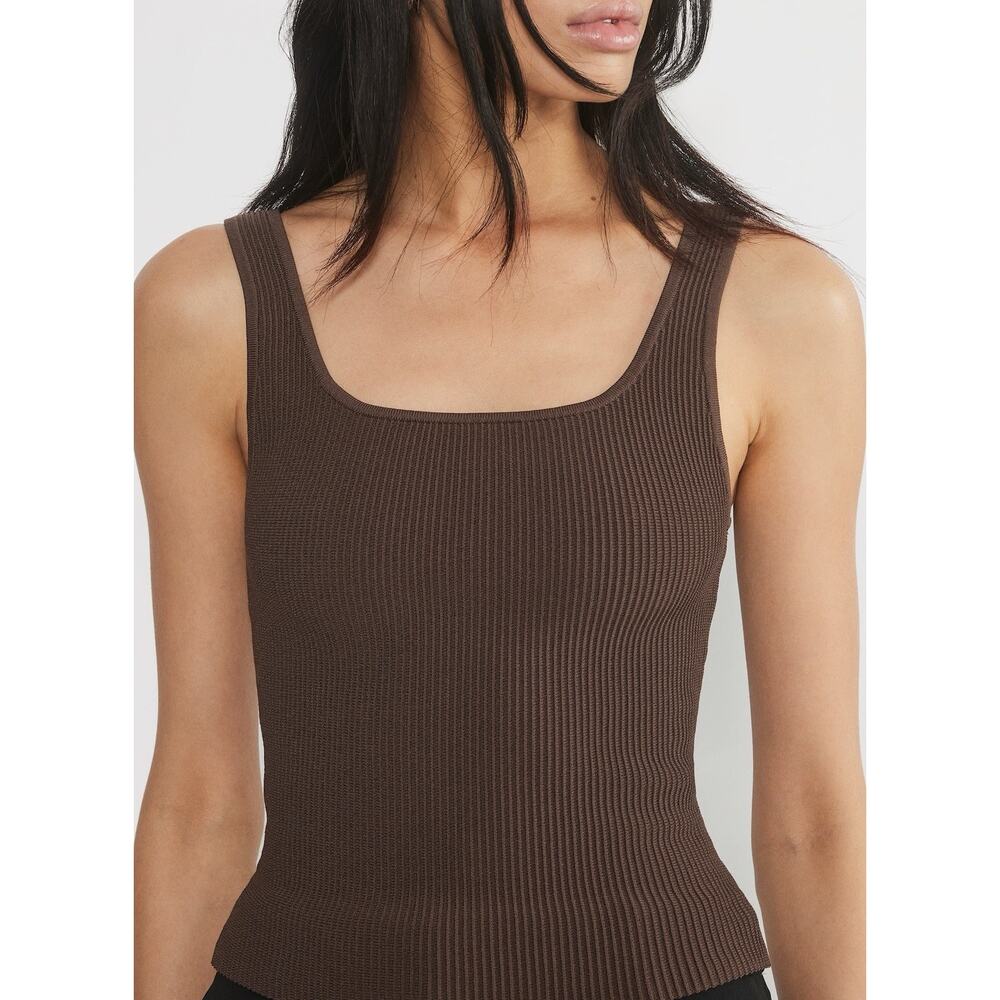 Aritzia Babaton Sculpt Knit Squareneck Tank Ribbed Top Square Neck